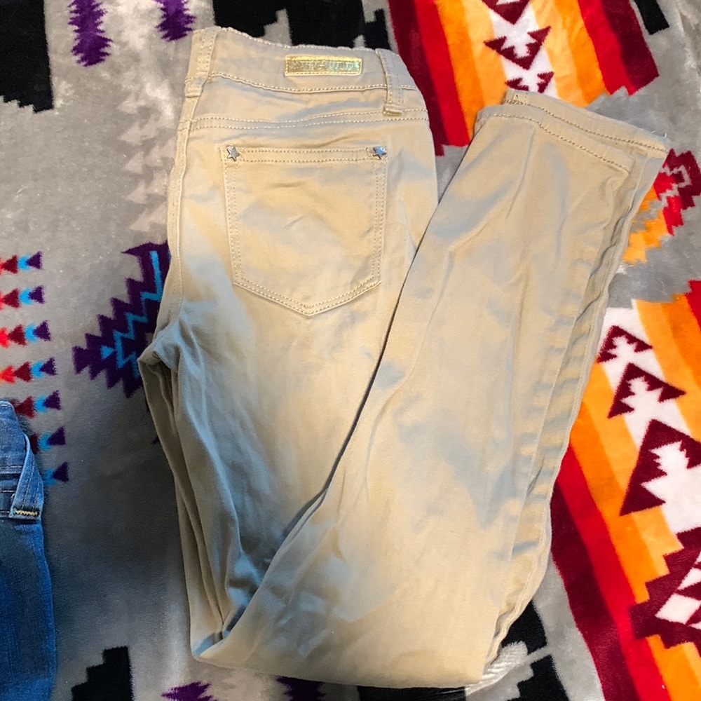 Girls size 10 beige skinny jeans